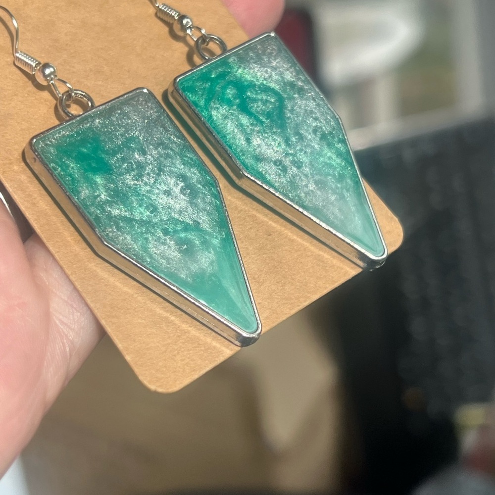 Handmade Green and Silver Geometric Earrings with Crystalline Texture - Picture 4 of 6